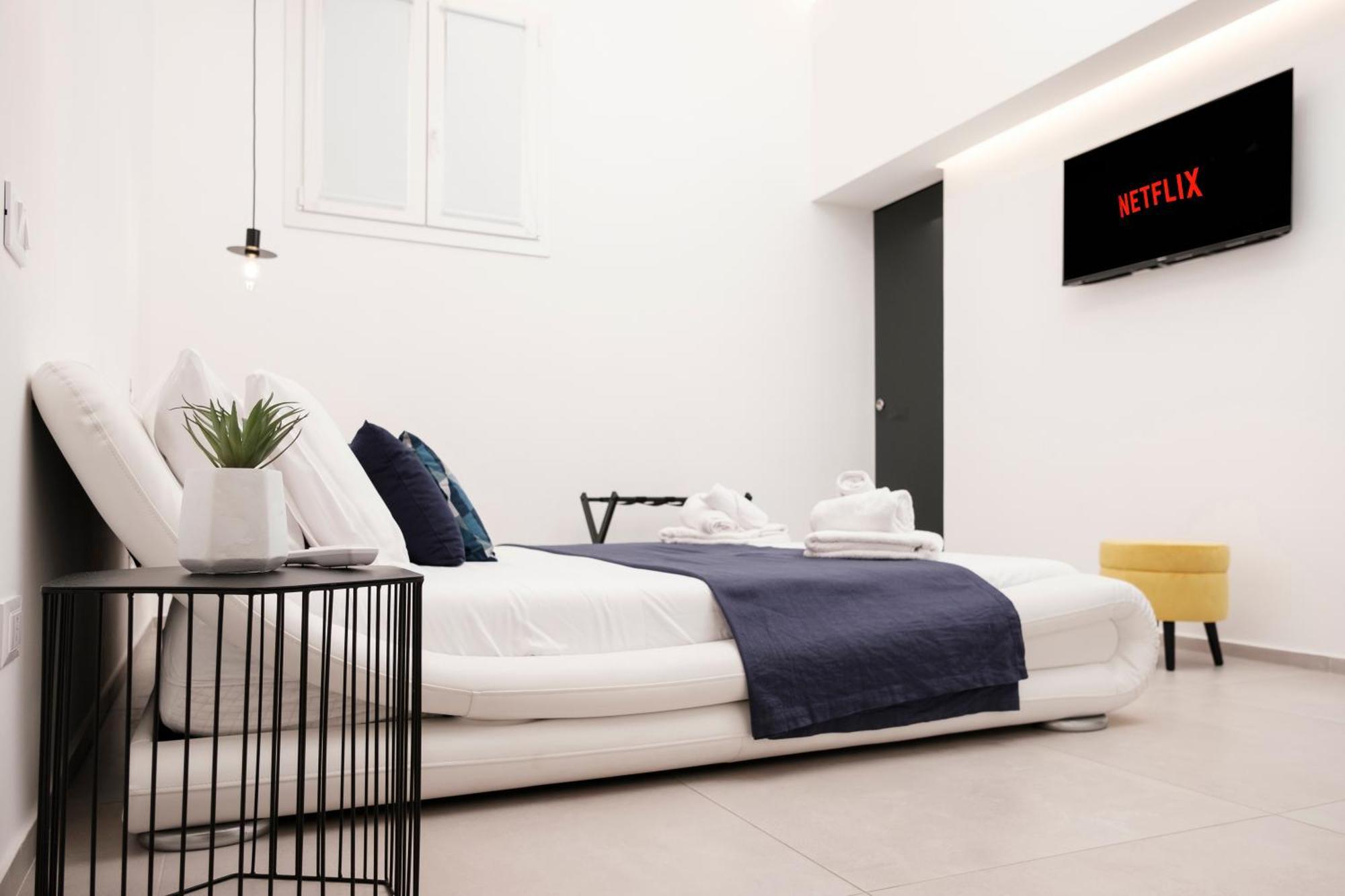 Pepoli Deluxe - Exclusive Apartment - Free Parking Trapani Zewnętrze zdjęcie